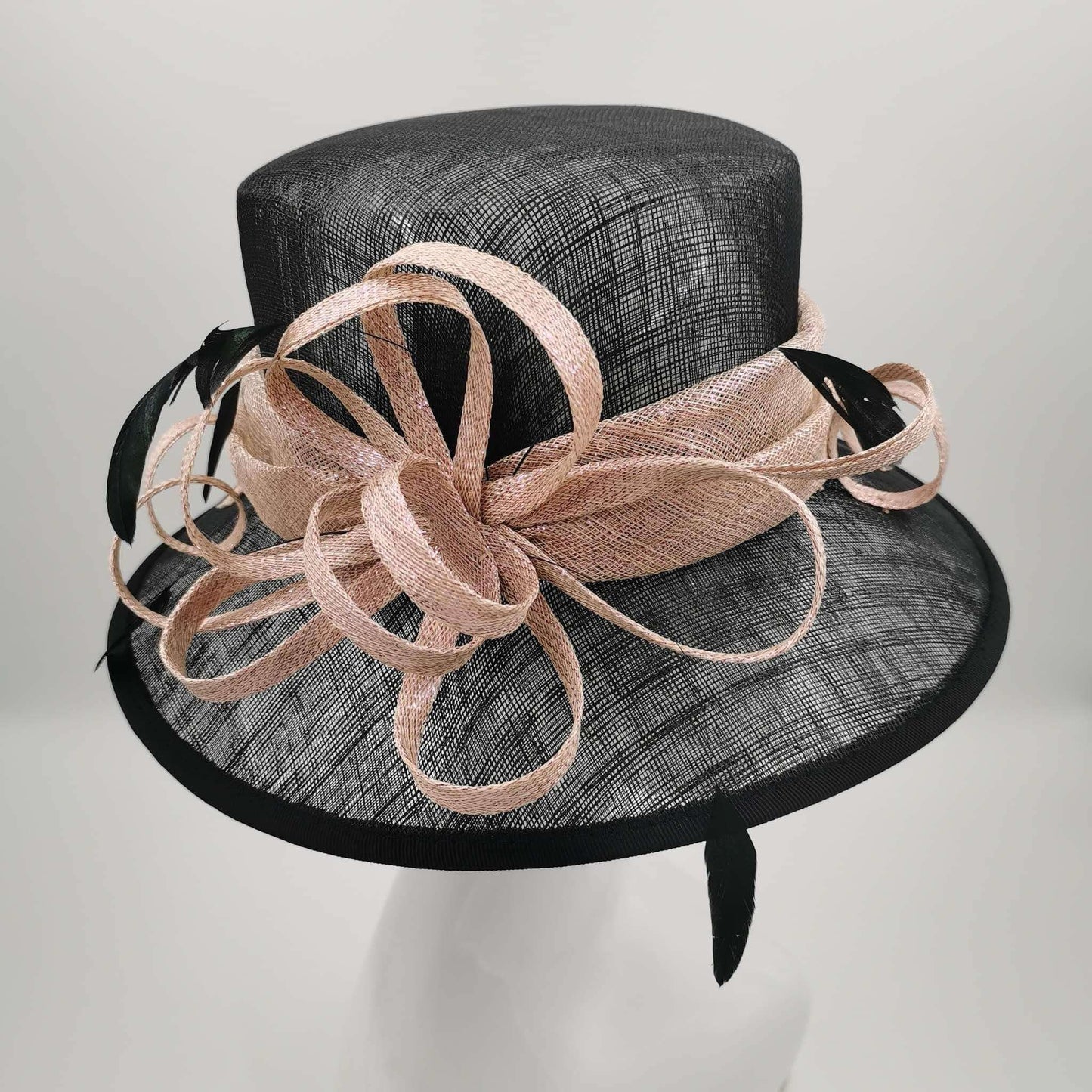 Black medium brim hat with rose gold trim