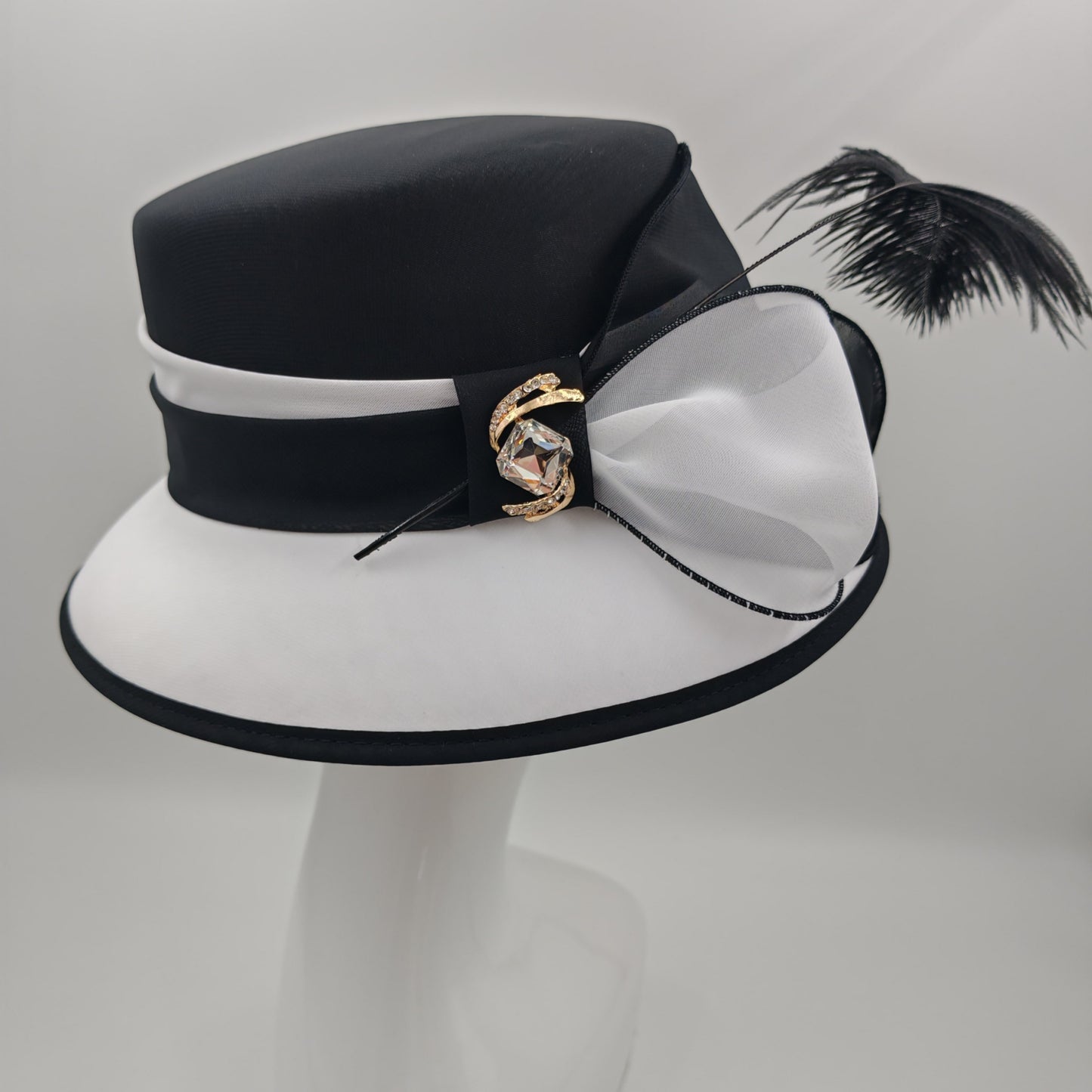 Elegant Black and White piece