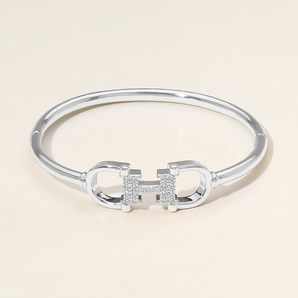 Gorgeous bit bracelet with bling