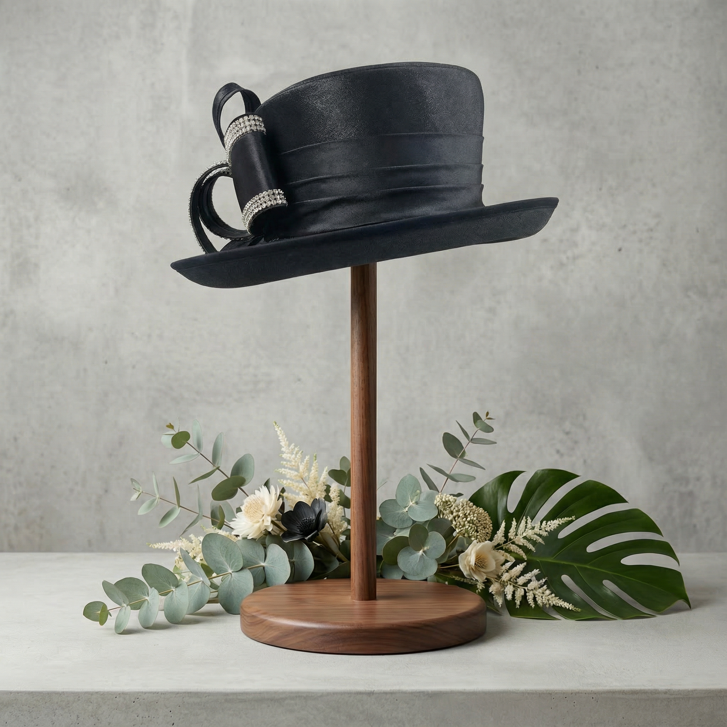 Black medium brim hat with a touch of bling