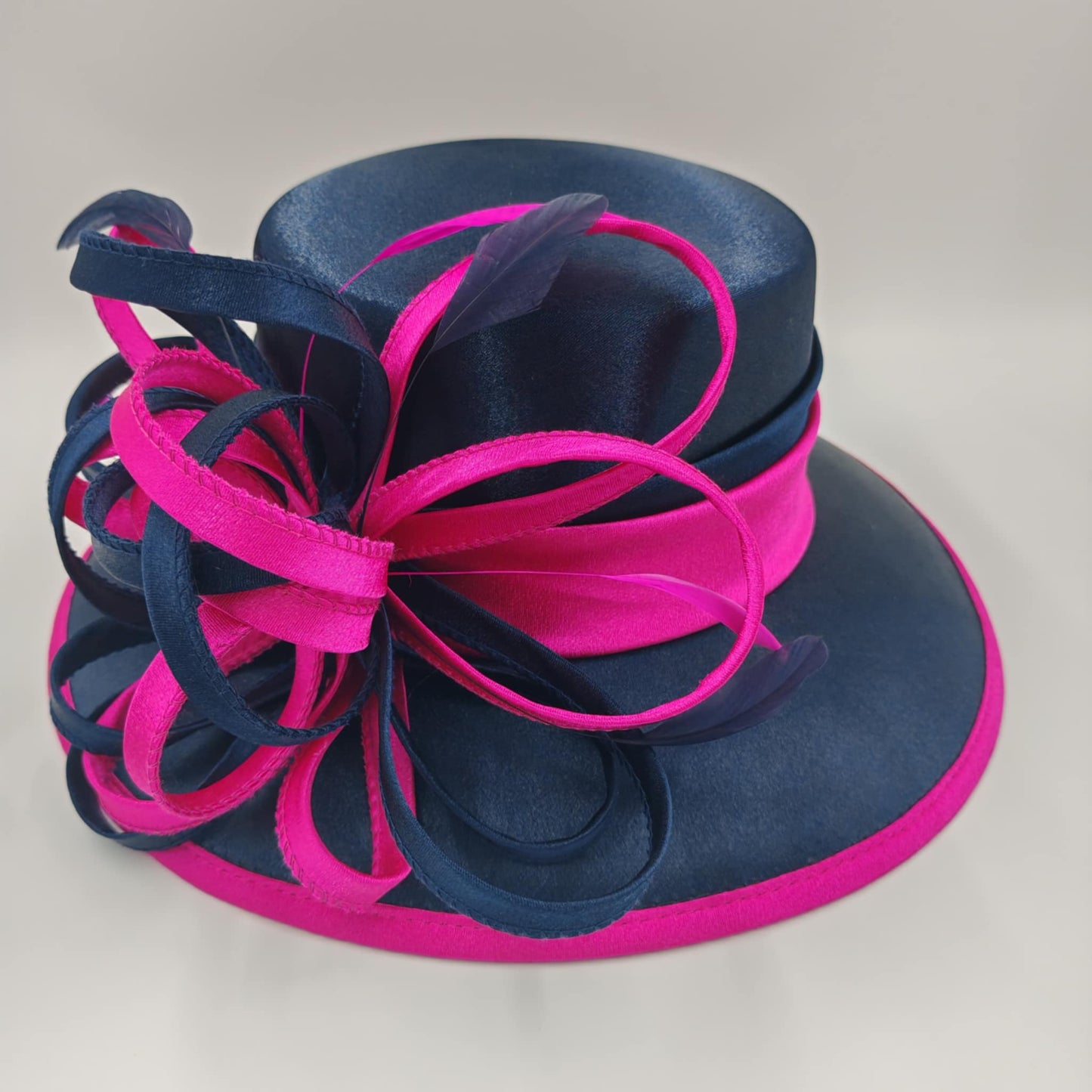 Wow Women's navy and hot pink satin overlay