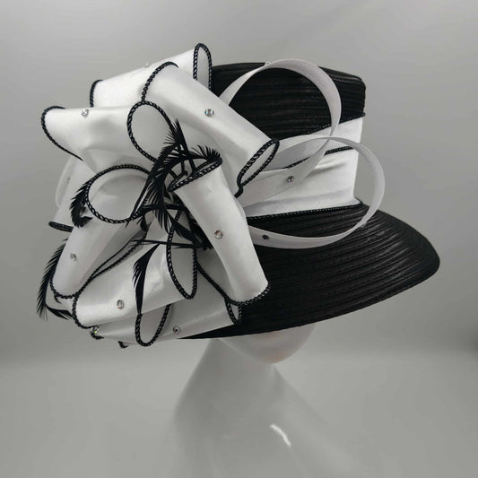 Black & Ivory Petite Brim Statement Hat