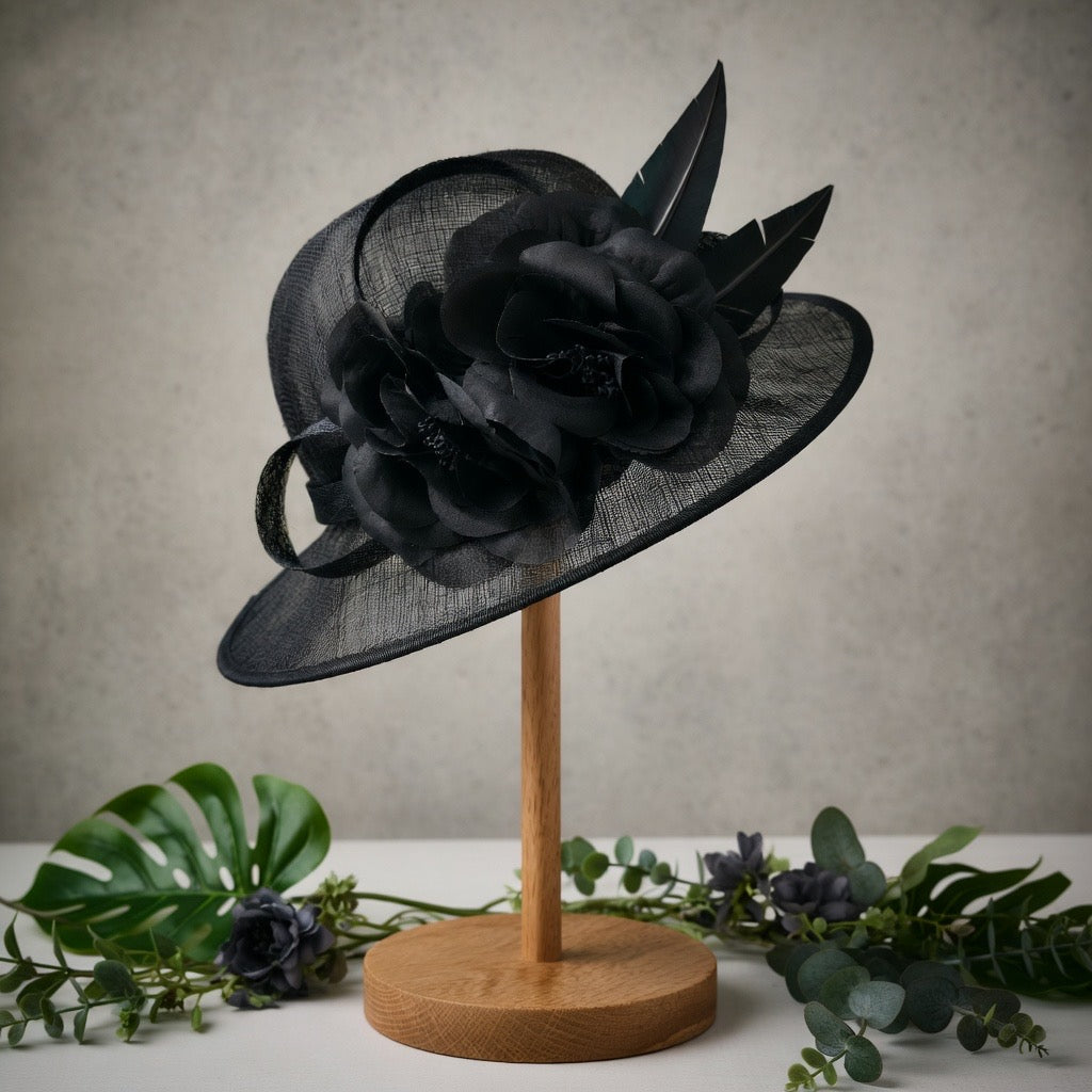 Black medium brim sinamay - Understated. Timeless. Exceptional.