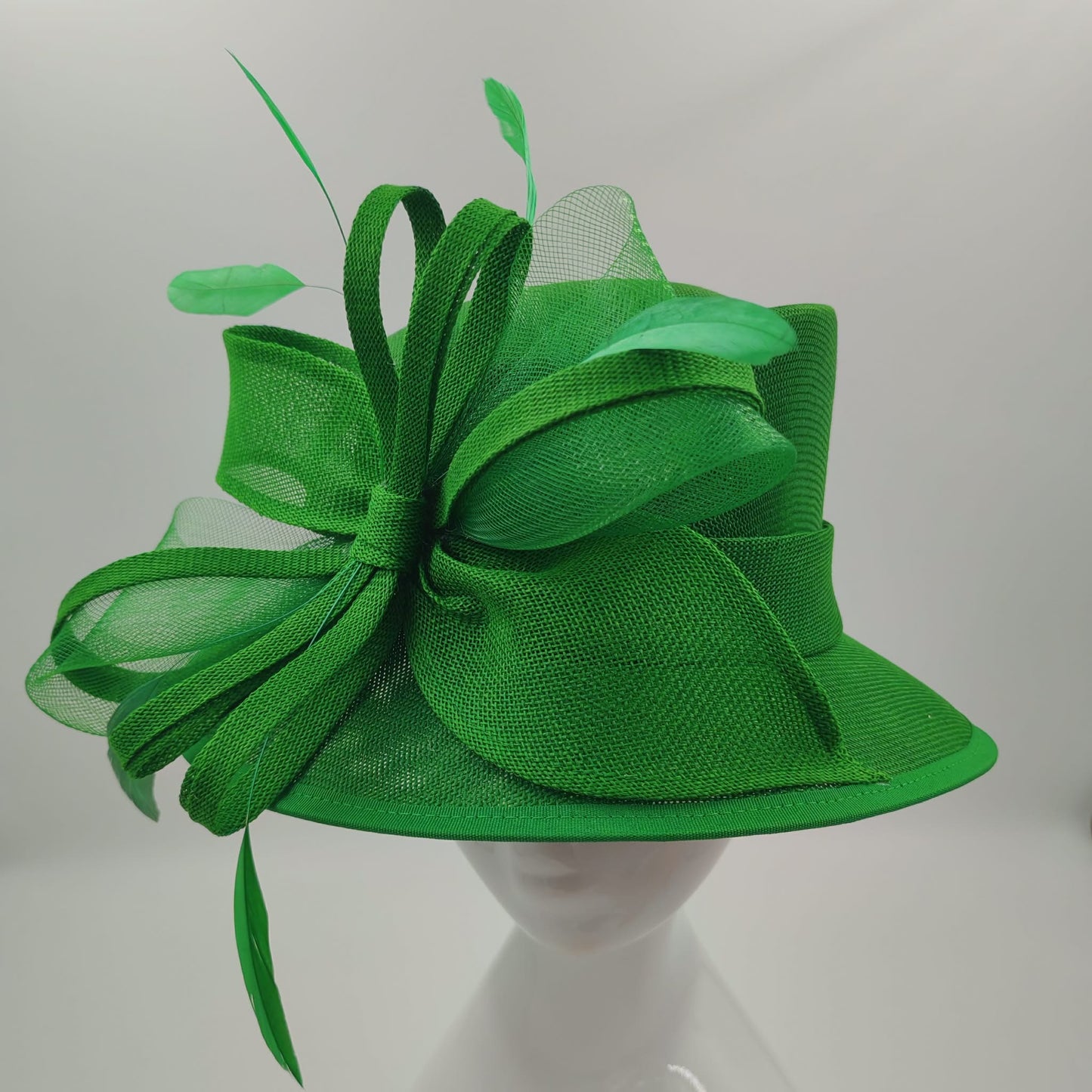 Pretty green medium brim hat