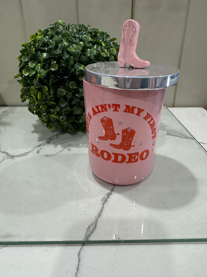 This ain’t my first rodeo candle - mango 🥭 salsa 💃