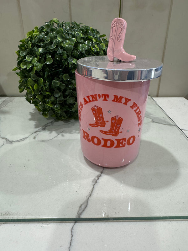 This ain’t my first rodeo candle - mango 🥭 salsa 💃