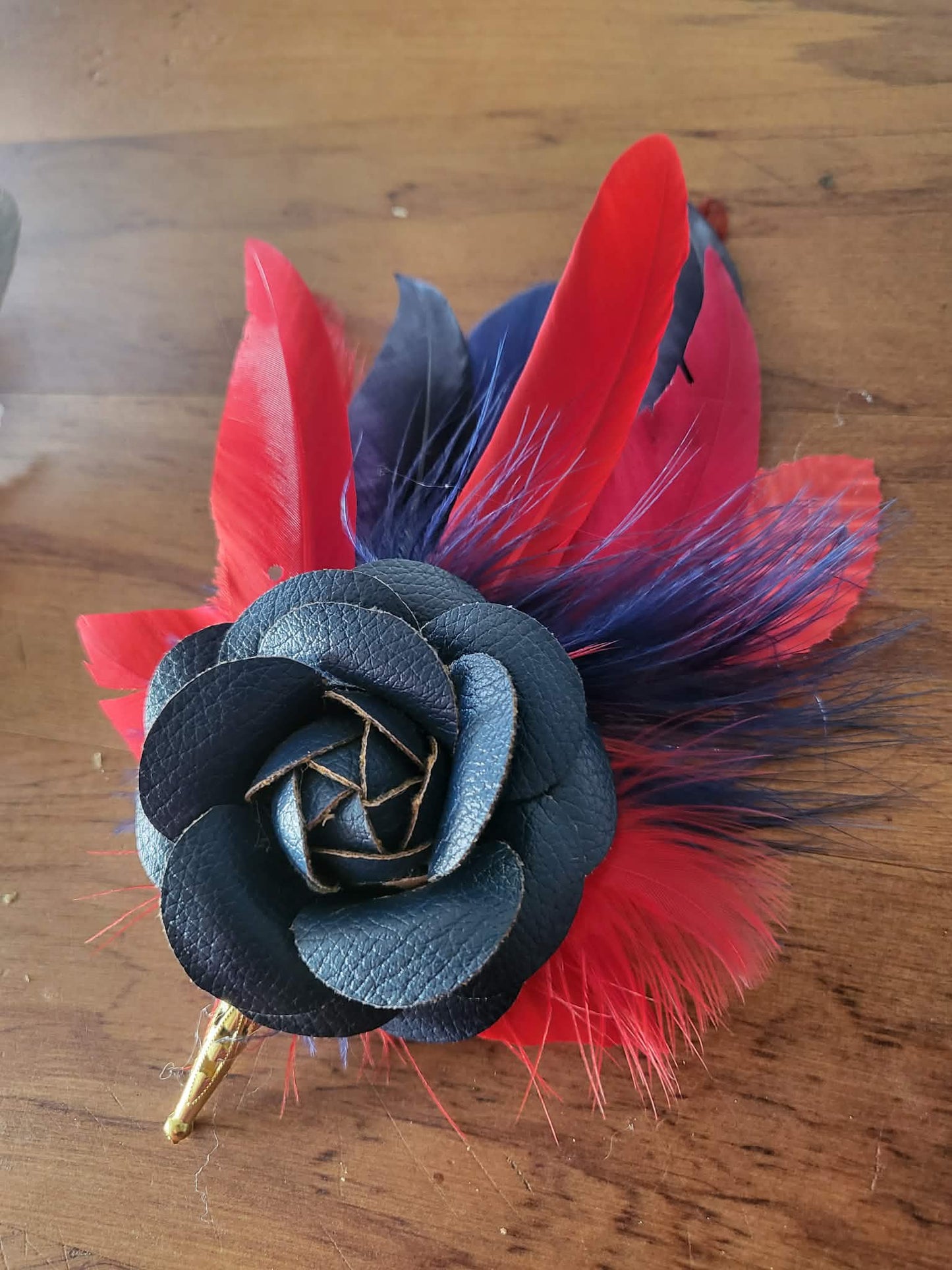 Hunter feather 🪶 on a pin