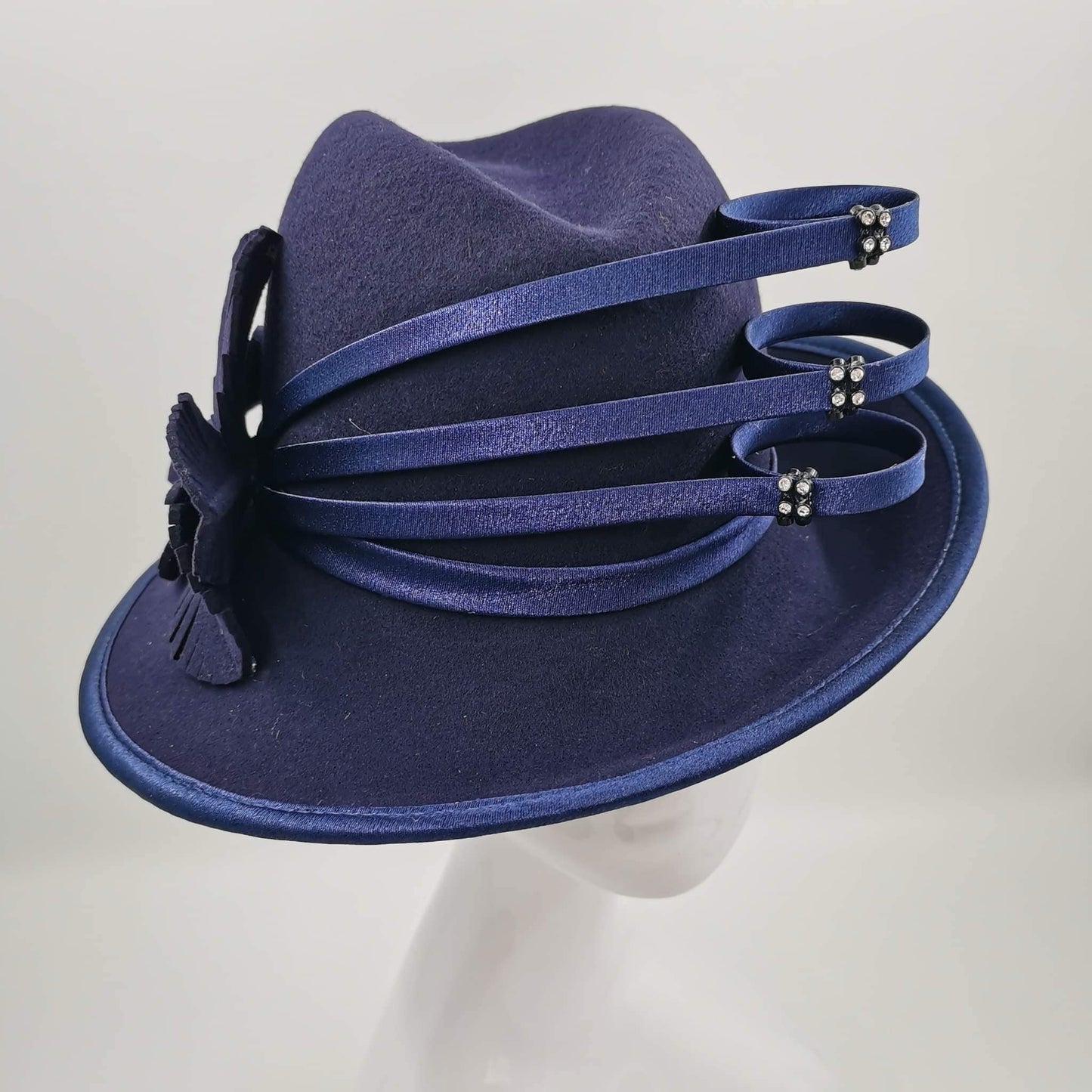 Navy wool hat with wands