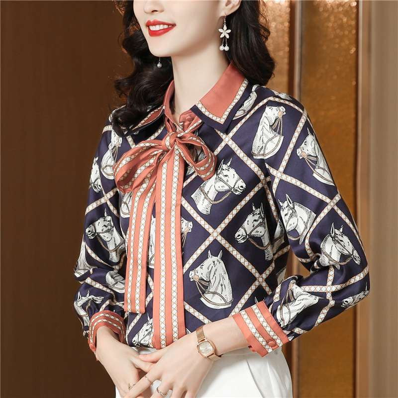 Gorgeous horse print long sleeve shirt - L