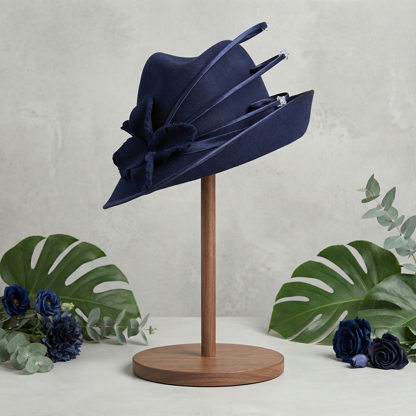 Navy wool hat with wands