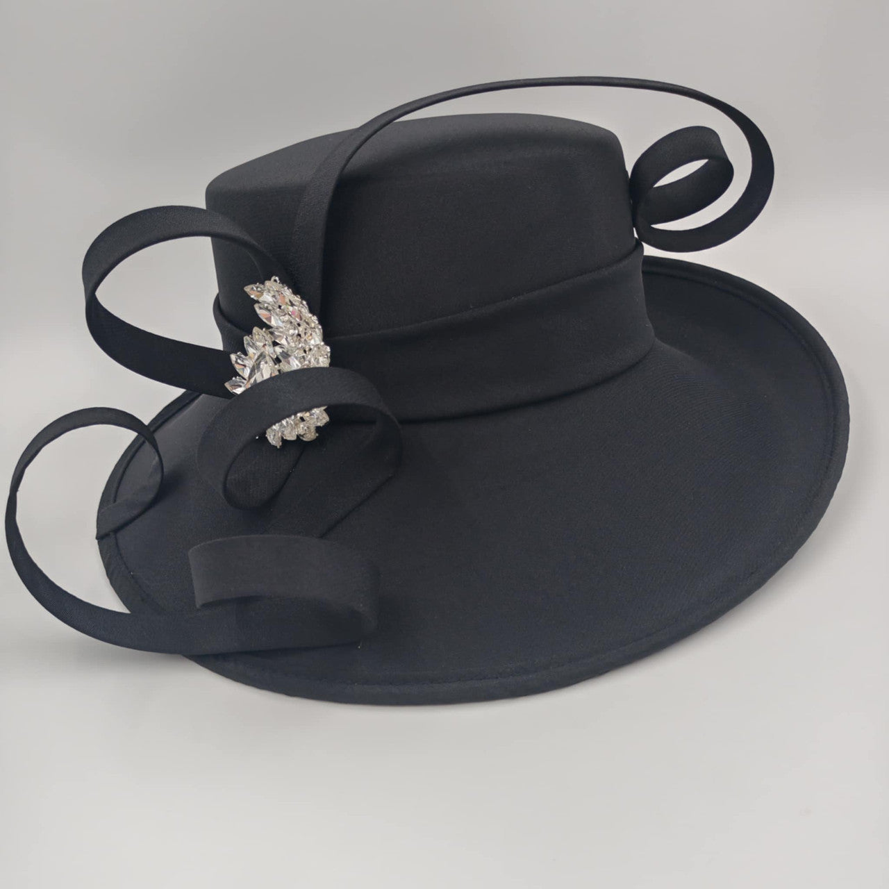 Black satin overlay lead rein hat/Judges with bling