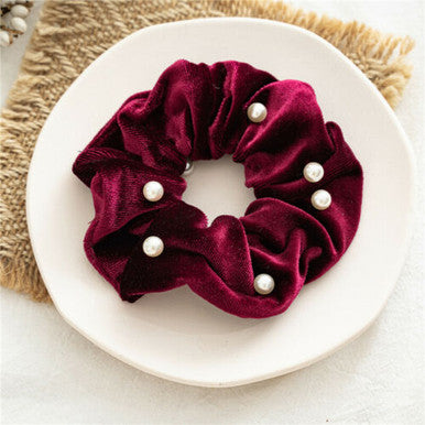 PEARL SATIN SCRUNCHIE MAROON